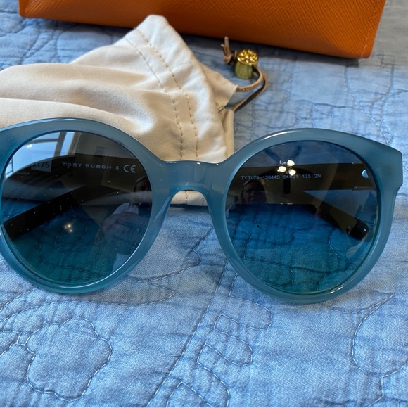 Tory Burch Sunglasses (EUC) - Picture 2 of 6